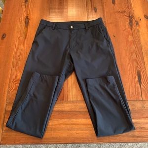 Lululemon Commission casual performance pants | waist 32”